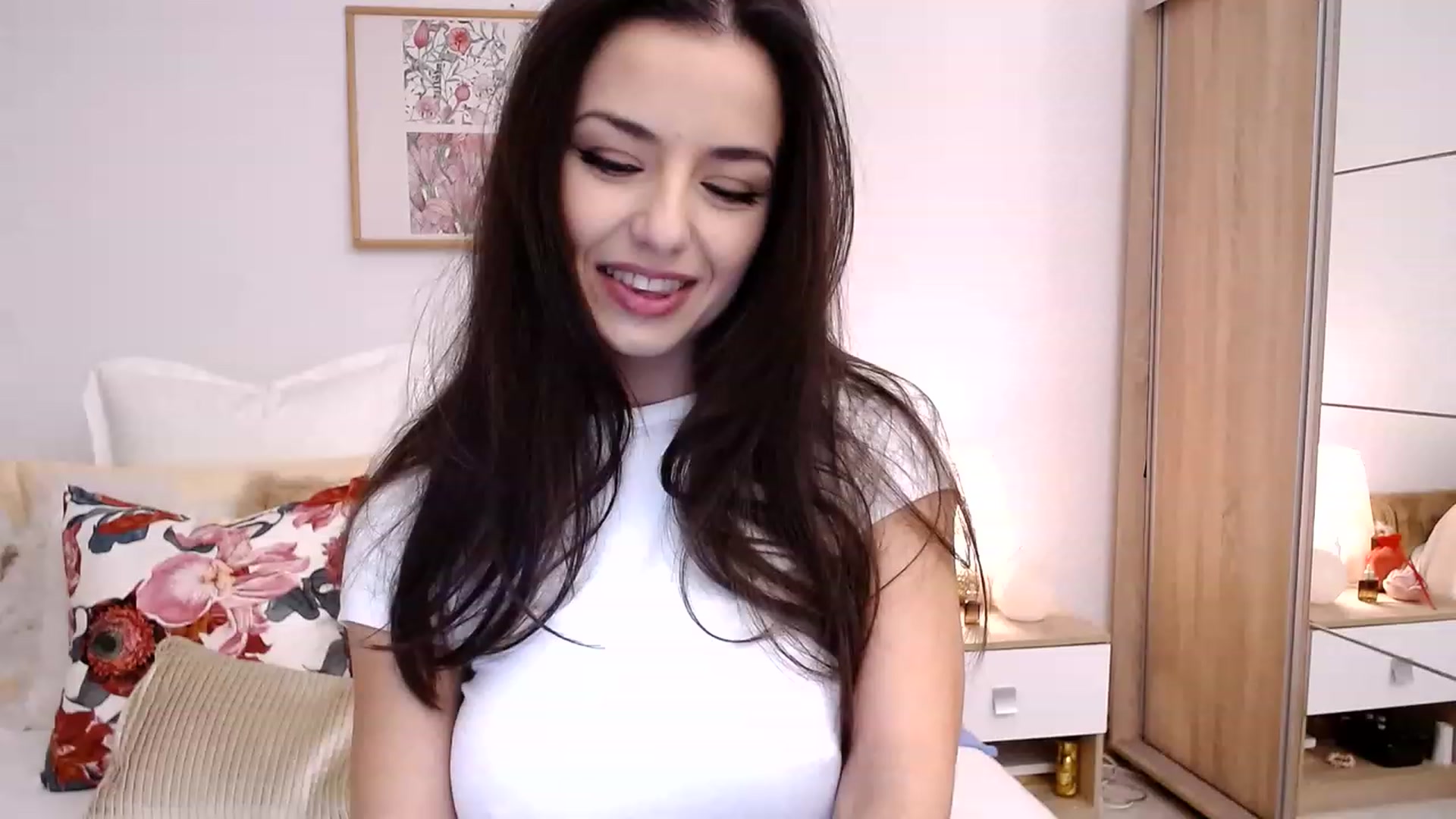 Gallery image thumbnail from cheetah_'s myfreecams stream on, 01/02/2023, 16:52 image 8 of 20