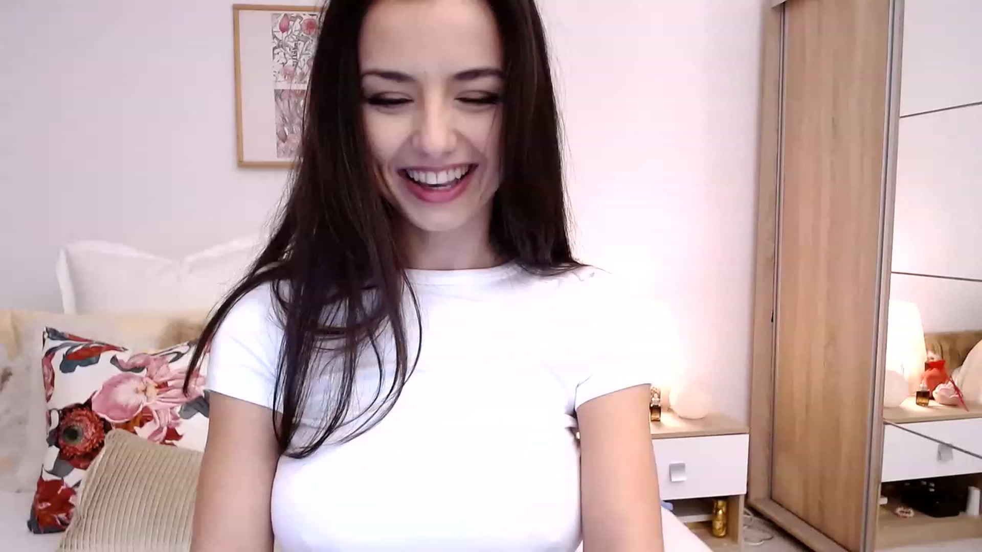 Gallery image thumbnail from cheetah_'s myfreecams stream on, 01/02/2023, 16:52 image 7 of 20