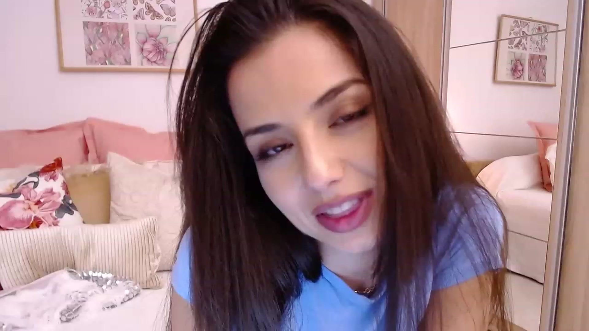 Gallery image thumbnail from cheetah_'s myfreecams stream on, 02/06/2023, 16:19 image 19 of 20