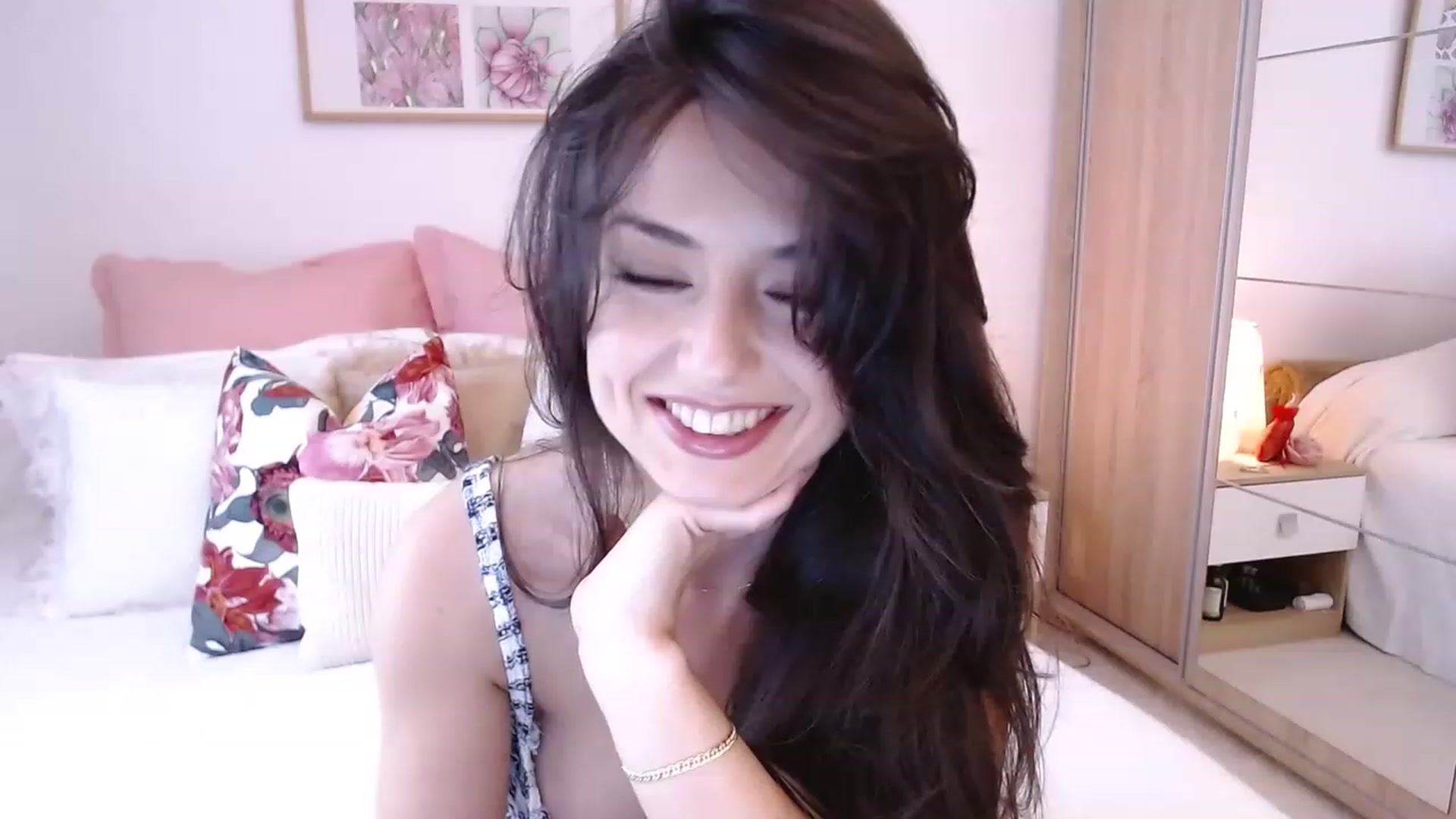 Gallery image thumbnail from cheetah_'s myfreecams stream on, 05/27/2023, 14:33 image 10 of 20