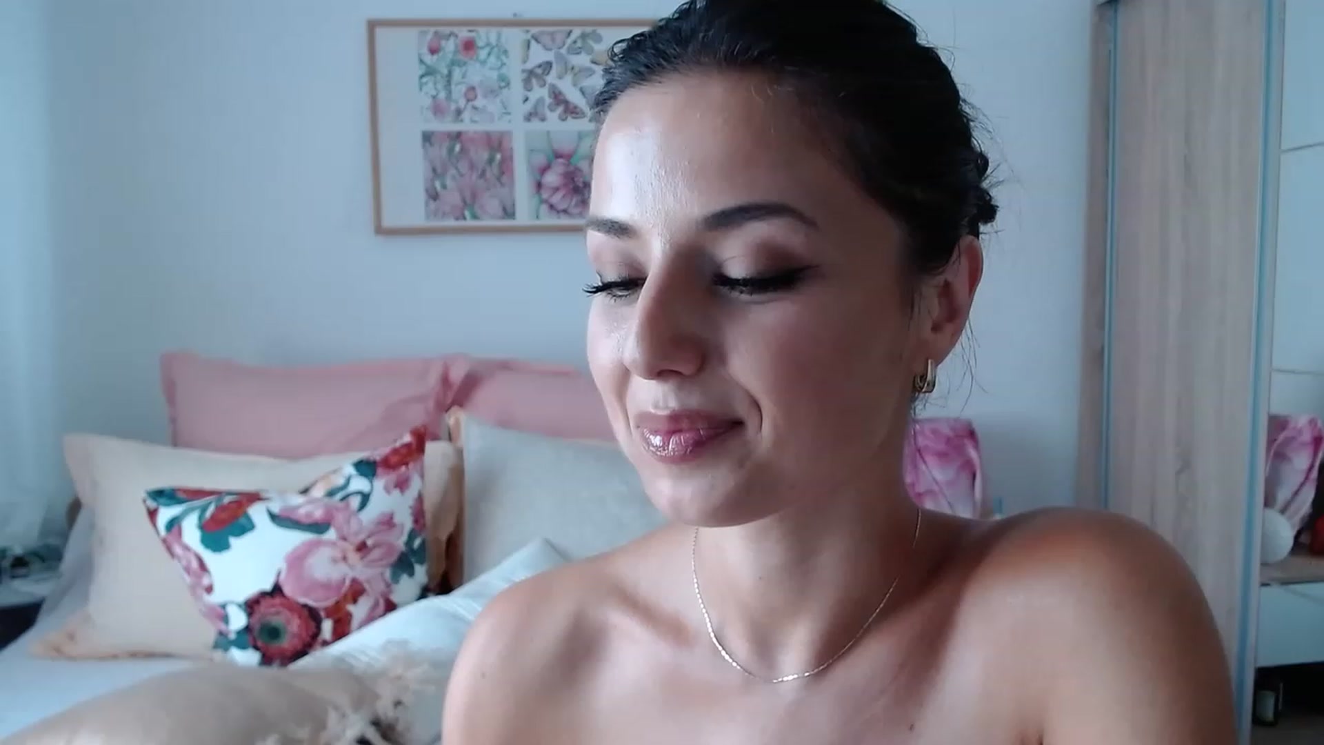 Gallery image thumbnail from cheetah_'s myfreecams stream on, 07/18/2023, 14:55 image 6 of 20