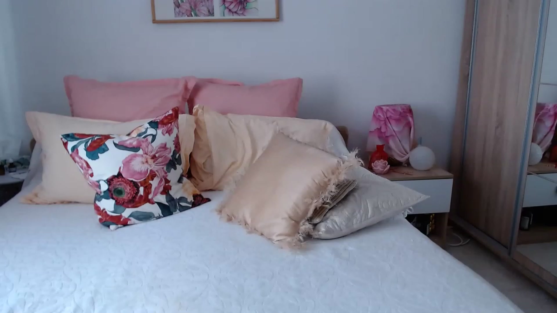 Gallery image thumbnail from cheetah_'s myfreecams stream on, 07/18/2023, 14:55 image 9 of 20