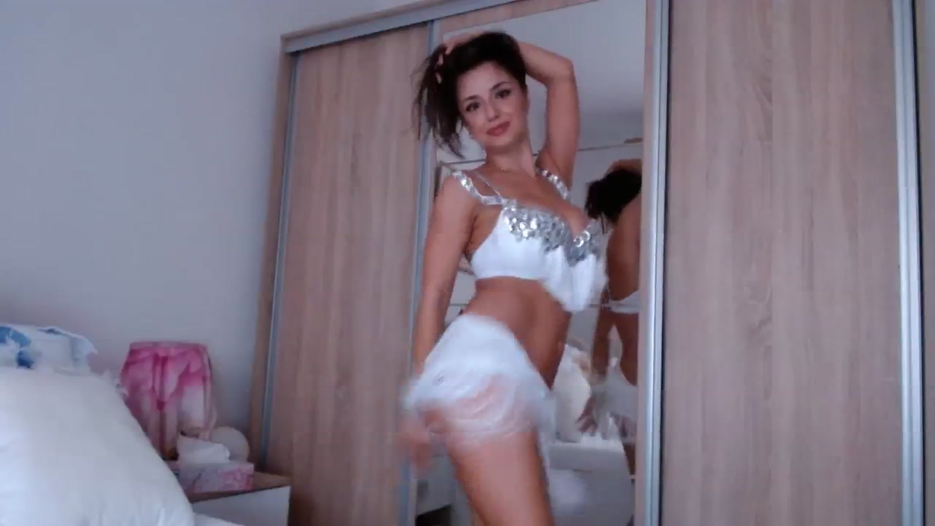 Gallery image thumbnail from cheetah_'s myfreecams stream on, 08/17/2023, 16:37 image 14 of 20