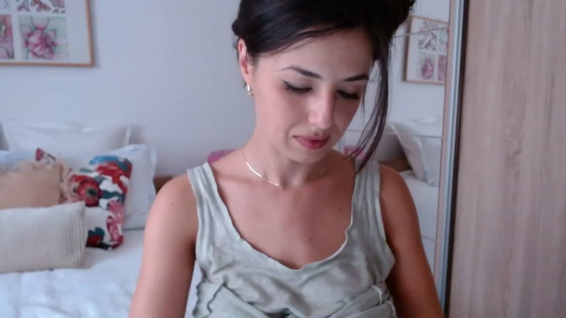 Gallery image thumbnail from cheetah_'s myfreecams stream on, 08/19/2023, 16:58 image 5 of 20