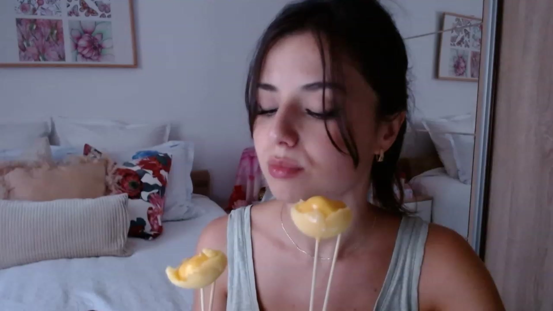 Gallery image thumbnail from cheetah_'s myfreecams stream on, 08/19/2023, 16:58 image 15 of 20
