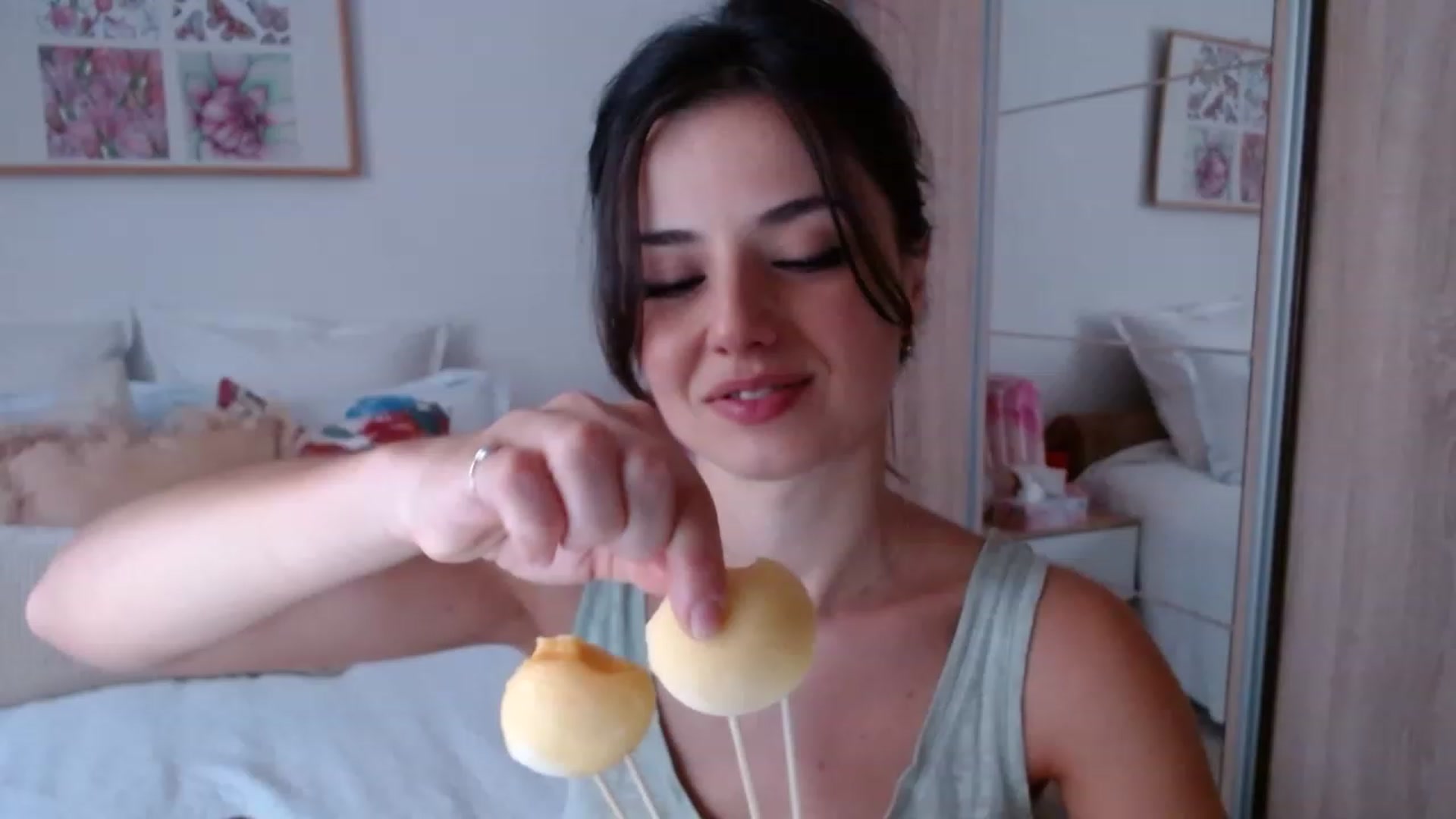 Gallery image thumbnail from cheetah_'s myfreecams stream on, 08/19/2023, 16:58 image 11 of 20