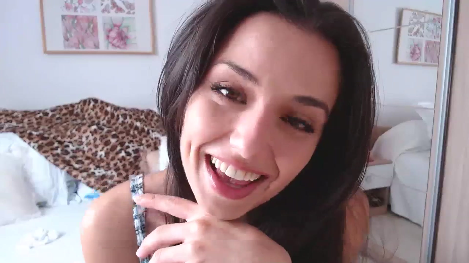 Gallery image thumbnail from cheetah_'s myfreecams stream on, 10/12/2023, 13:33 image 20 of 20