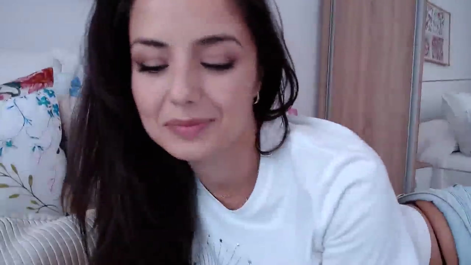 Gallery image thumbnail from cheetah_'s myfreecams stream on, 11/11/2023, 12:54 image 18 of 20