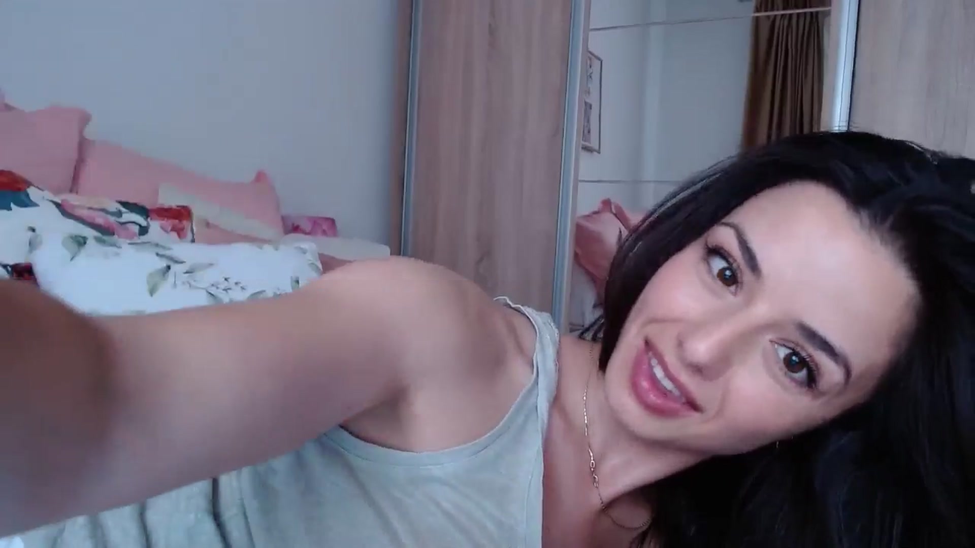 Gallery image thumbnail from cheetah_'s myfreecams stream on, 06/05/2024, 14:30 image 4 of 20