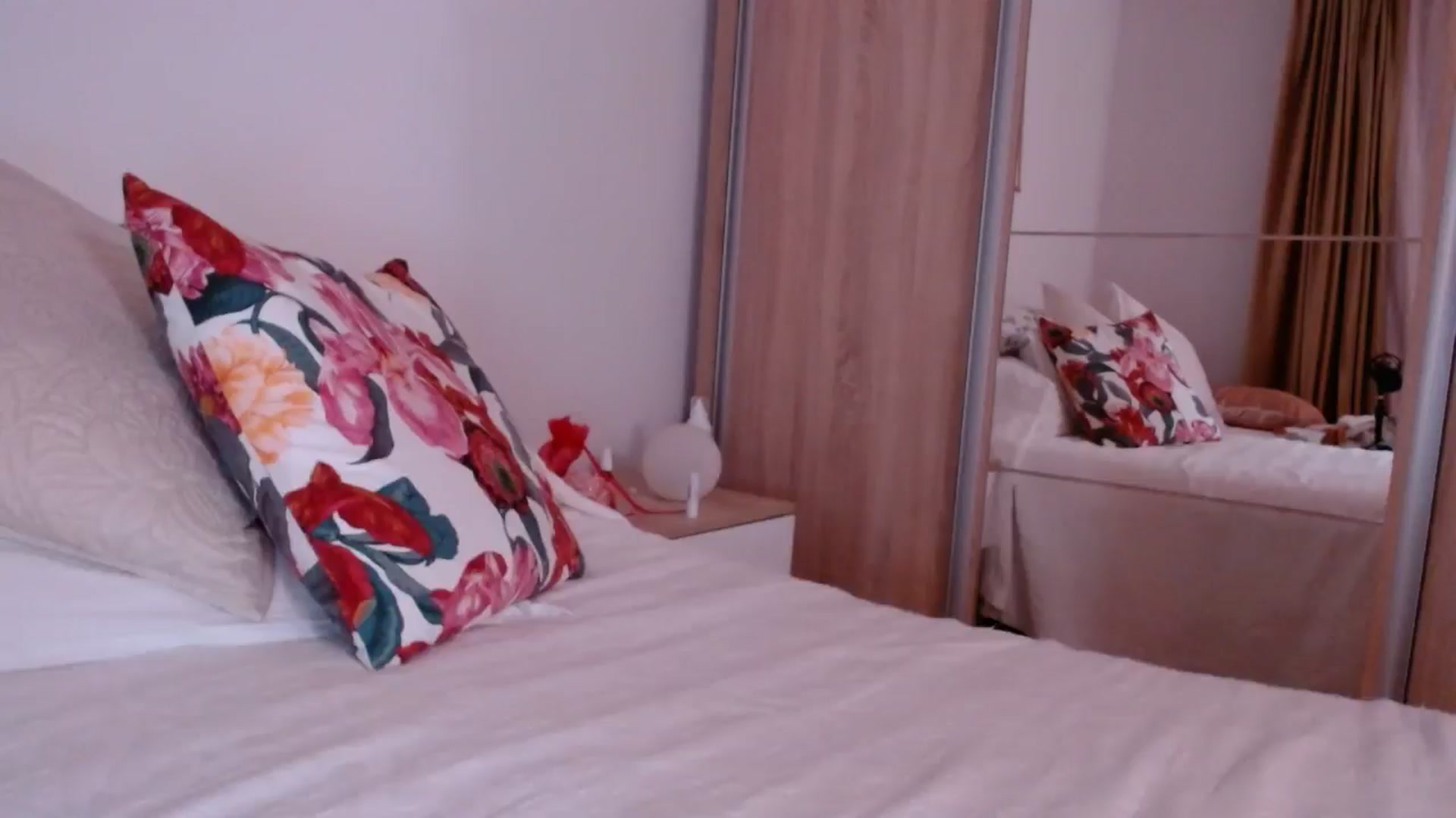 Gallery image thumbnail from cheetah_'s myfreecams stream on, 06/14/2024, 18:15 image 20 of 20