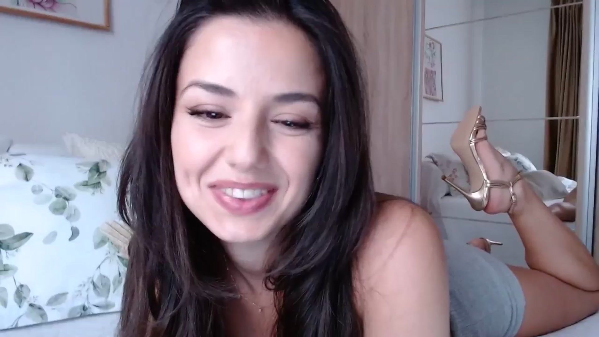Gallery image thumbnail from cheetah_'s myfreecams stream on, 07/04/2024, 13:31 image 12 of 20