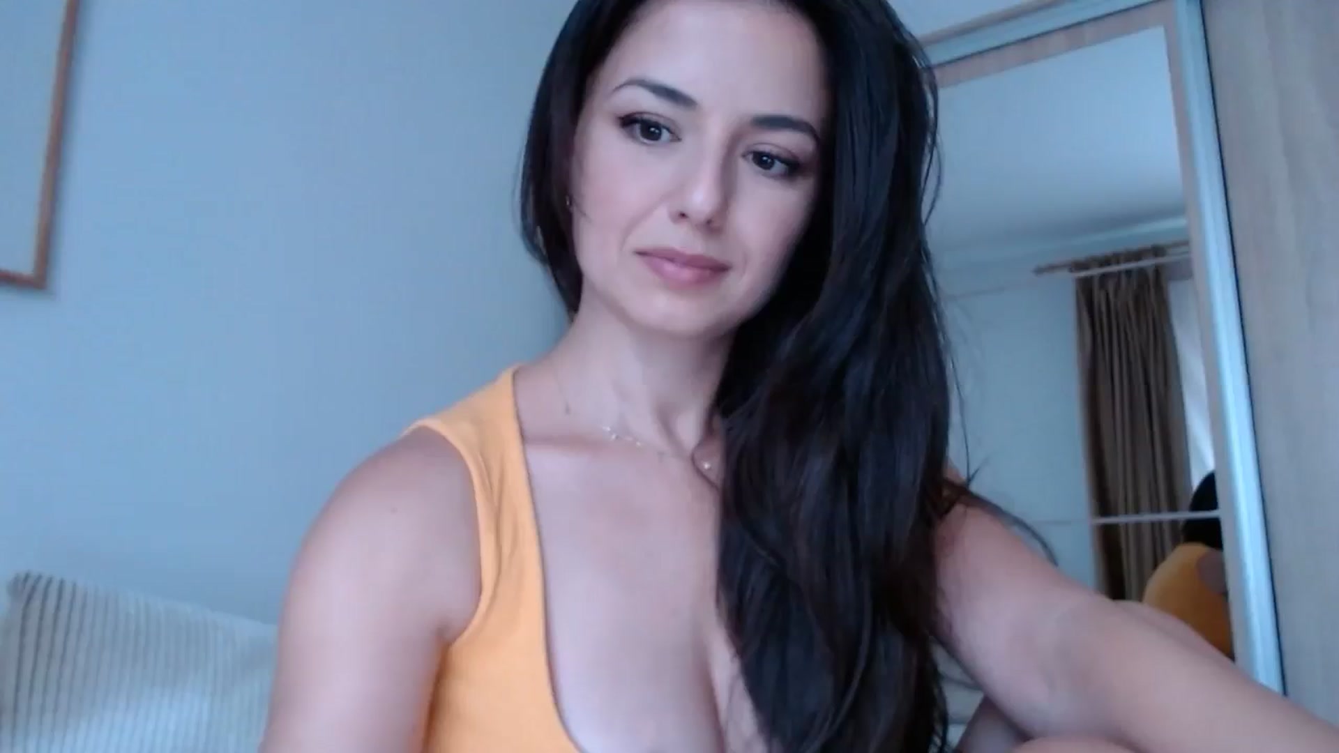 Gallery image thumbnail from cheetah_'s myfreecams stream on, 07/04/2024, 16:40 image 14 of 20