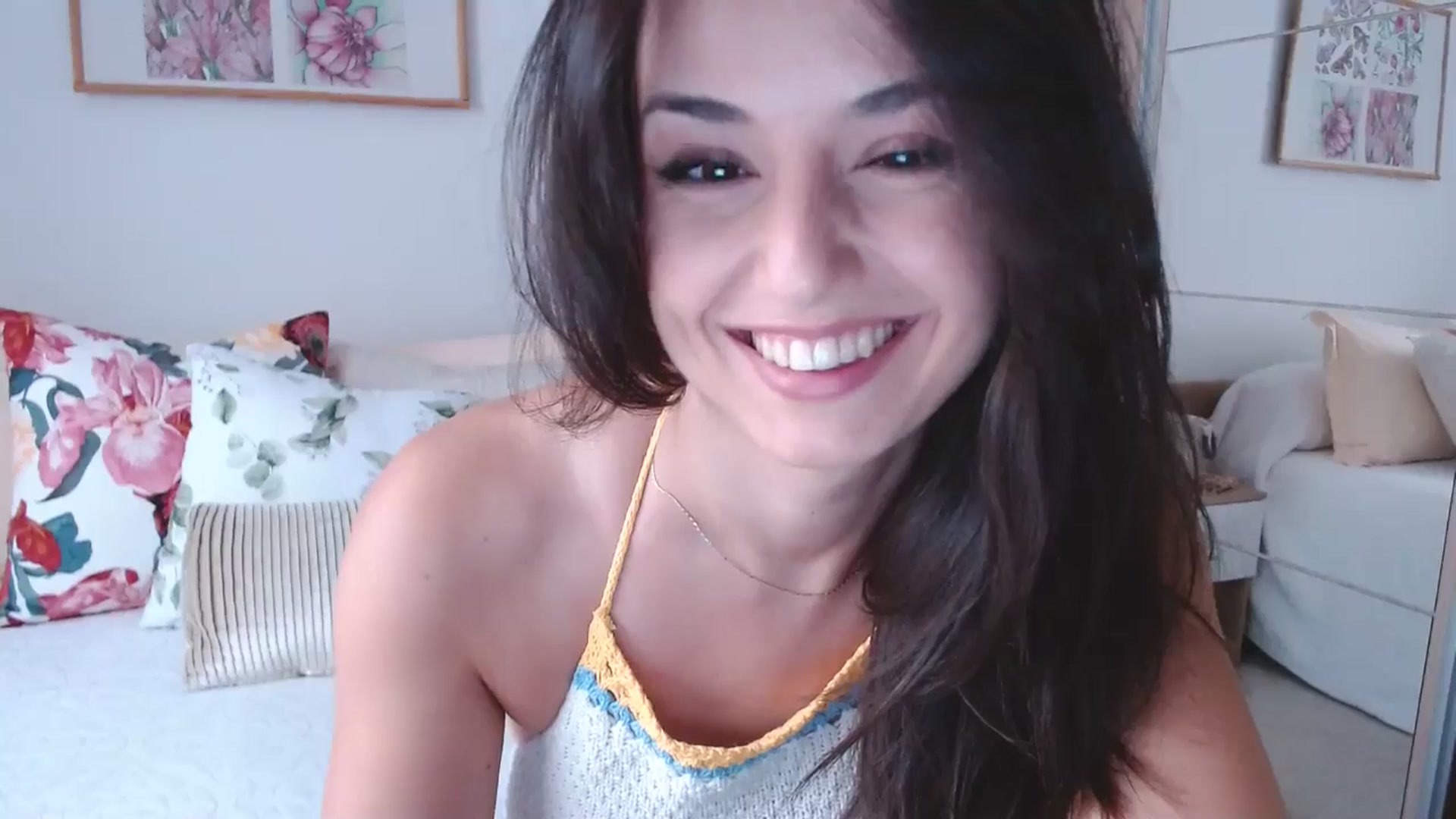 Gallery image thumbnail from cheetah_'s myfreecams stream on, 07/24/2024, 13:34 image 17 of 20