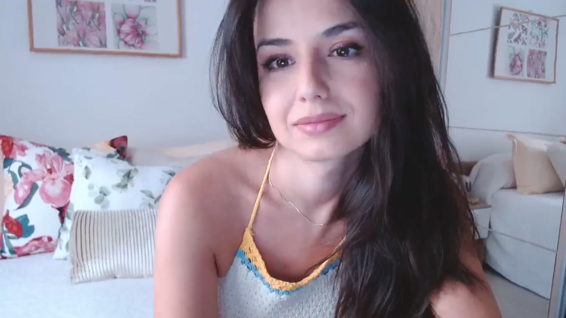Gallery image thumbnail from cheetah_'s myfreecams stream on, 07/24/2024, 13:34 image 16 of 20