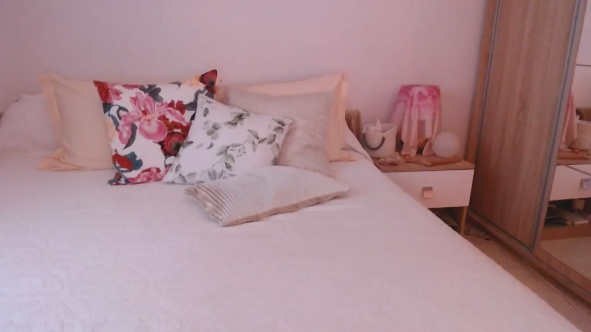 Gallery image thumbnail from cheetah_'s myfreecams stream on, 07/24/2024, 15:26 image 16 of 20