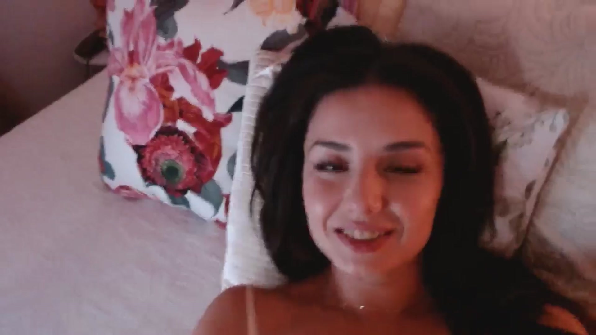 Gallery image thumbnail from cheetah_'s myfreecams stream on, 07/25/2024, 18:40 image 5 of 20