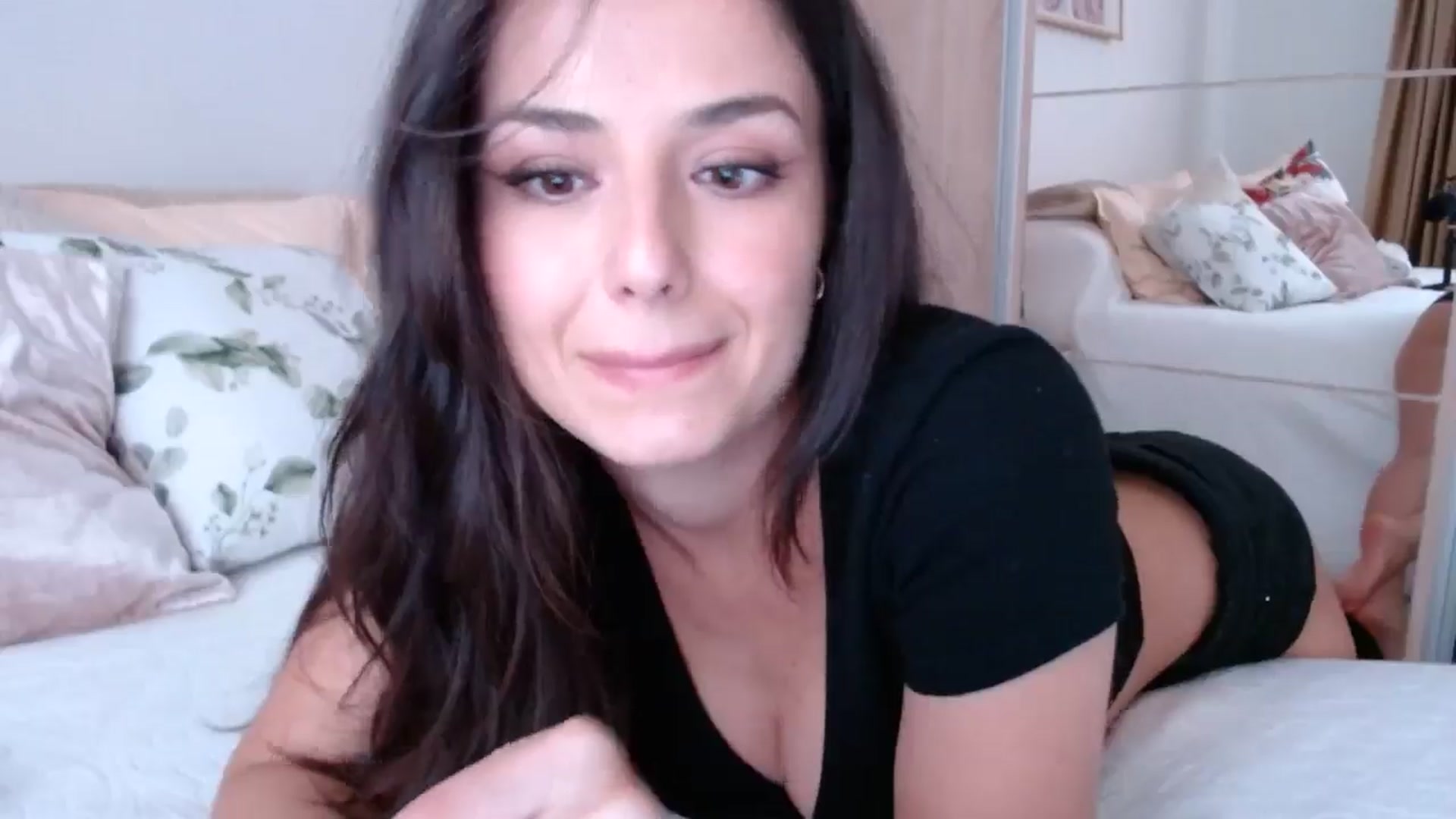 Gallery image thumbnail from cheetah_'s myfreecams stream on, 08/14/2024, 16:31 image 14 of 20