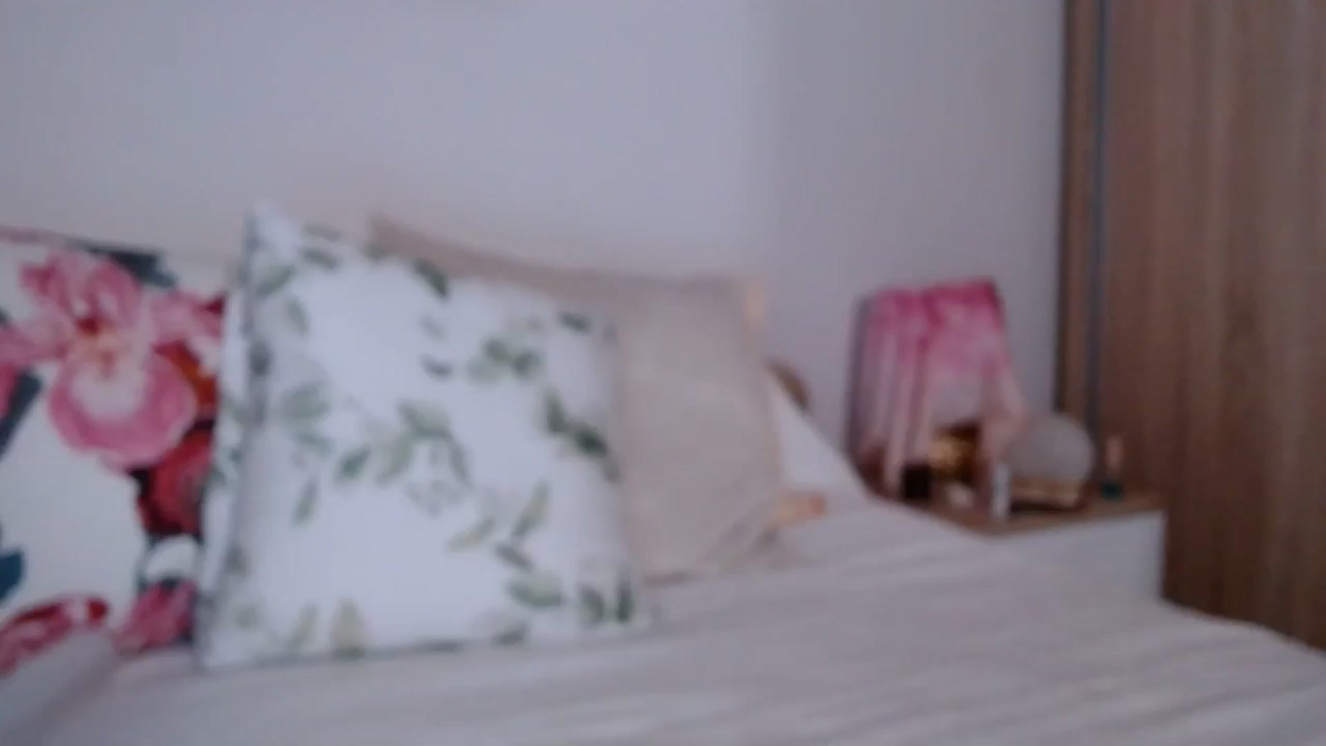 Gallery image thumbnail from cheetah_'s myfreecams stream on, 08/17/2024, 17:53 image 9 of 20