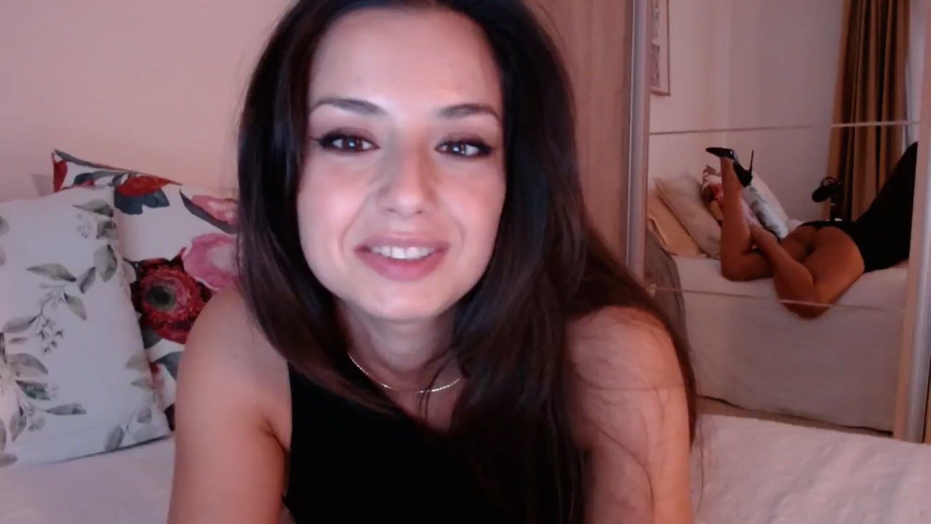 Gallery image thumbnail from cheetah_'s myfreecams stream on, 09/19/2024, 14:57 image 8 of 20