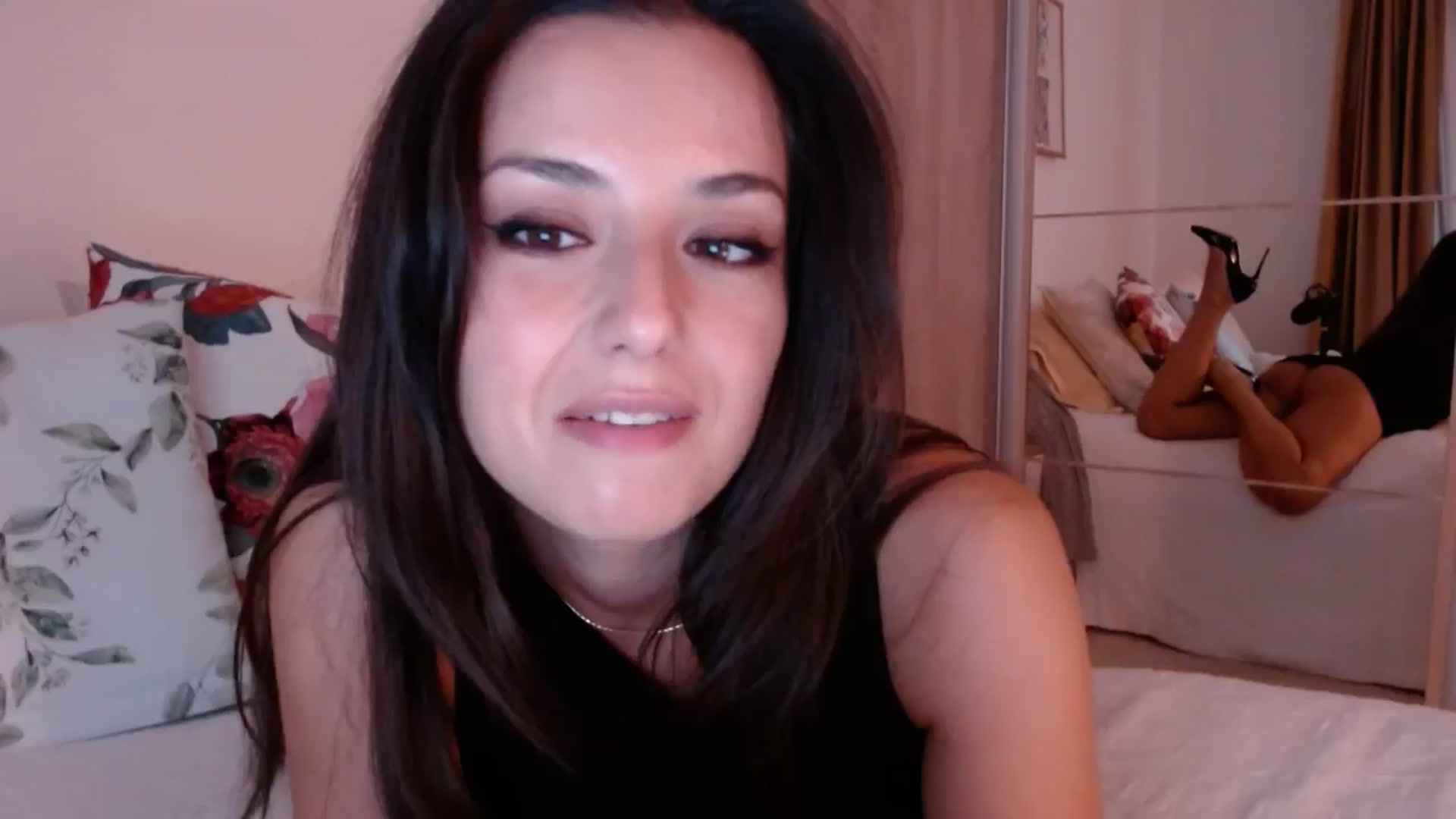 Gallery image thumbnail from cheetah_'s myfreecams stream on, 09/19/2024, 14:57 image 10 of 20