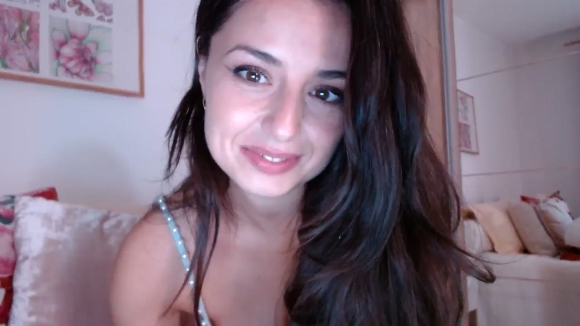 Gallery image thumbnail from cheetah_'s myfreecams stream on, 10/05/2024, 16:00 image 12 of 20