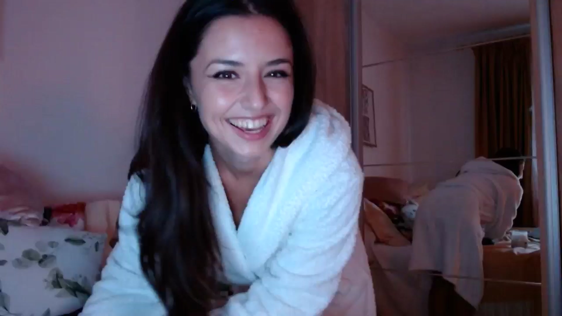 Gallery image thumbnail from cheetah_'s myfreecams stream on, 10/16/2024, 15:21 image 2 of 20