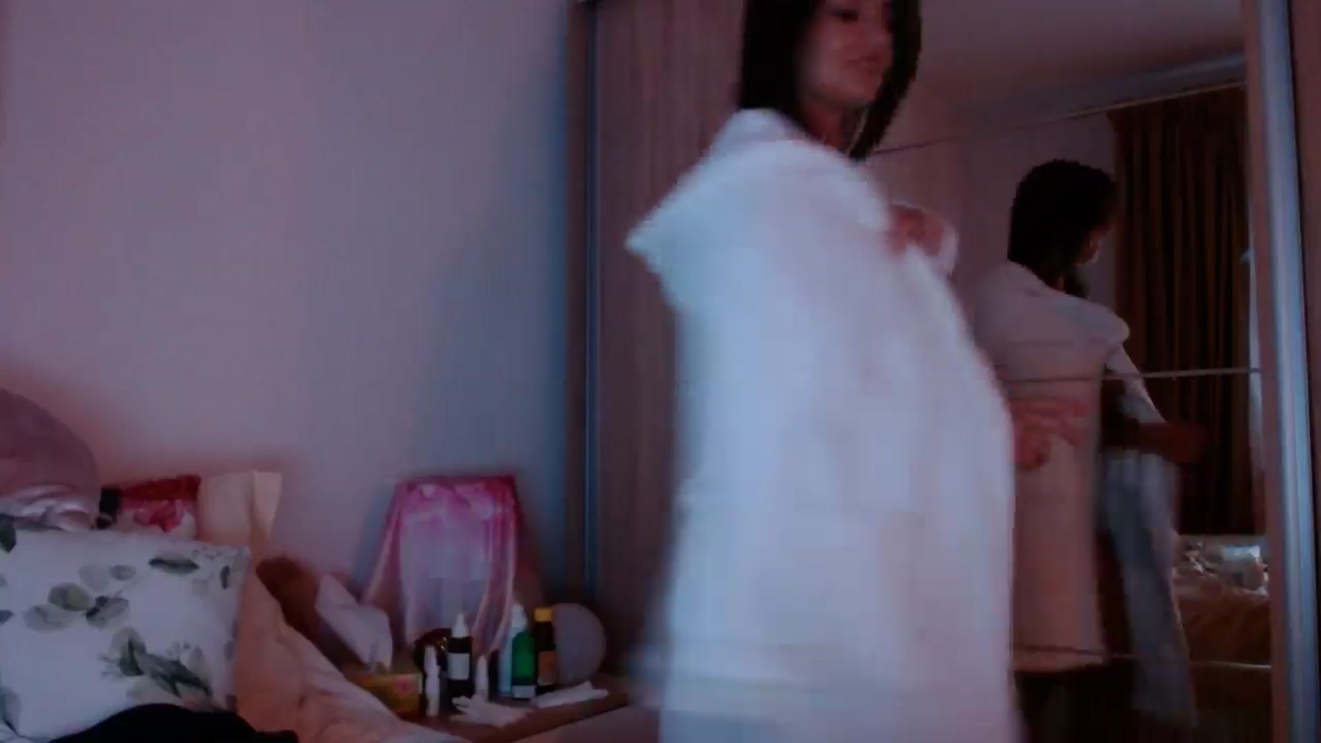 Gallery image thumbnail from cheetah_'s myfreecams stream on, 10/16/2024, 15:21 image 7 of 20