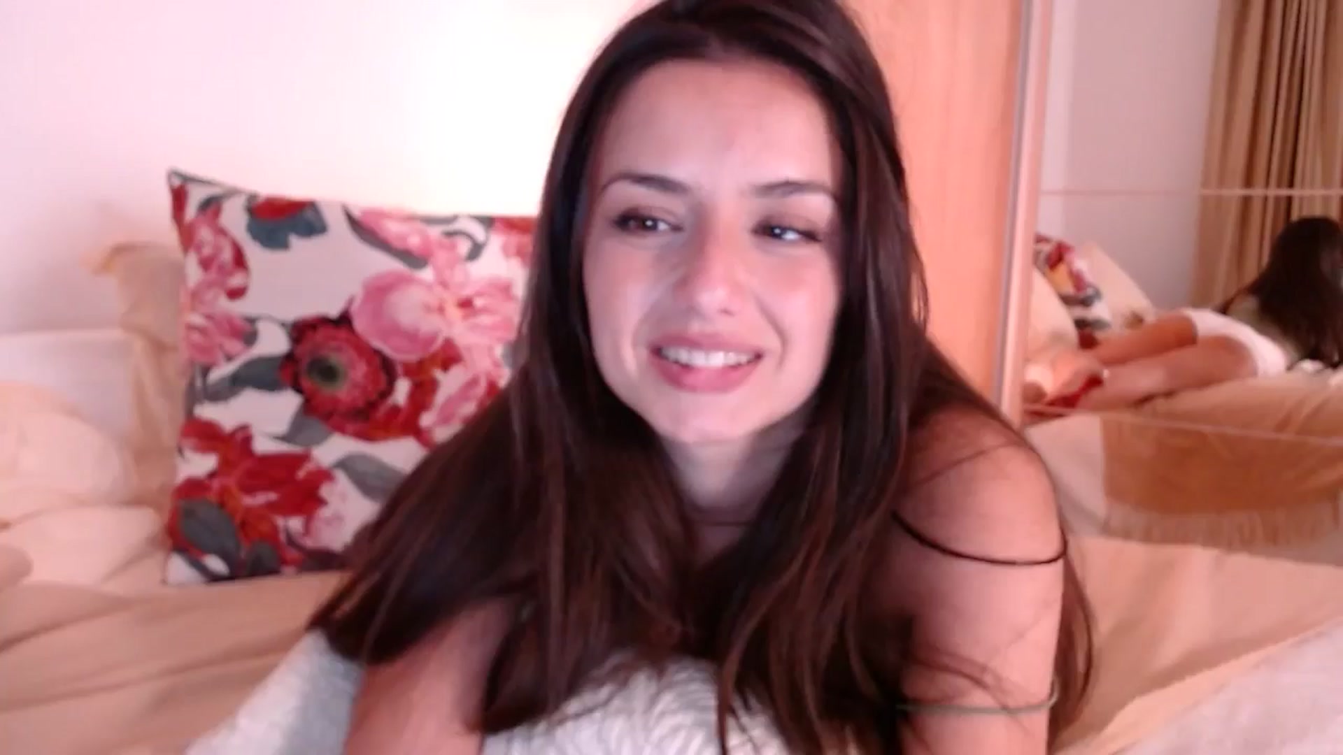 Gallery image thumbnail from cheetah_'s myfreecams stream on, 10/22/2024, 17:32 image 14 of 20