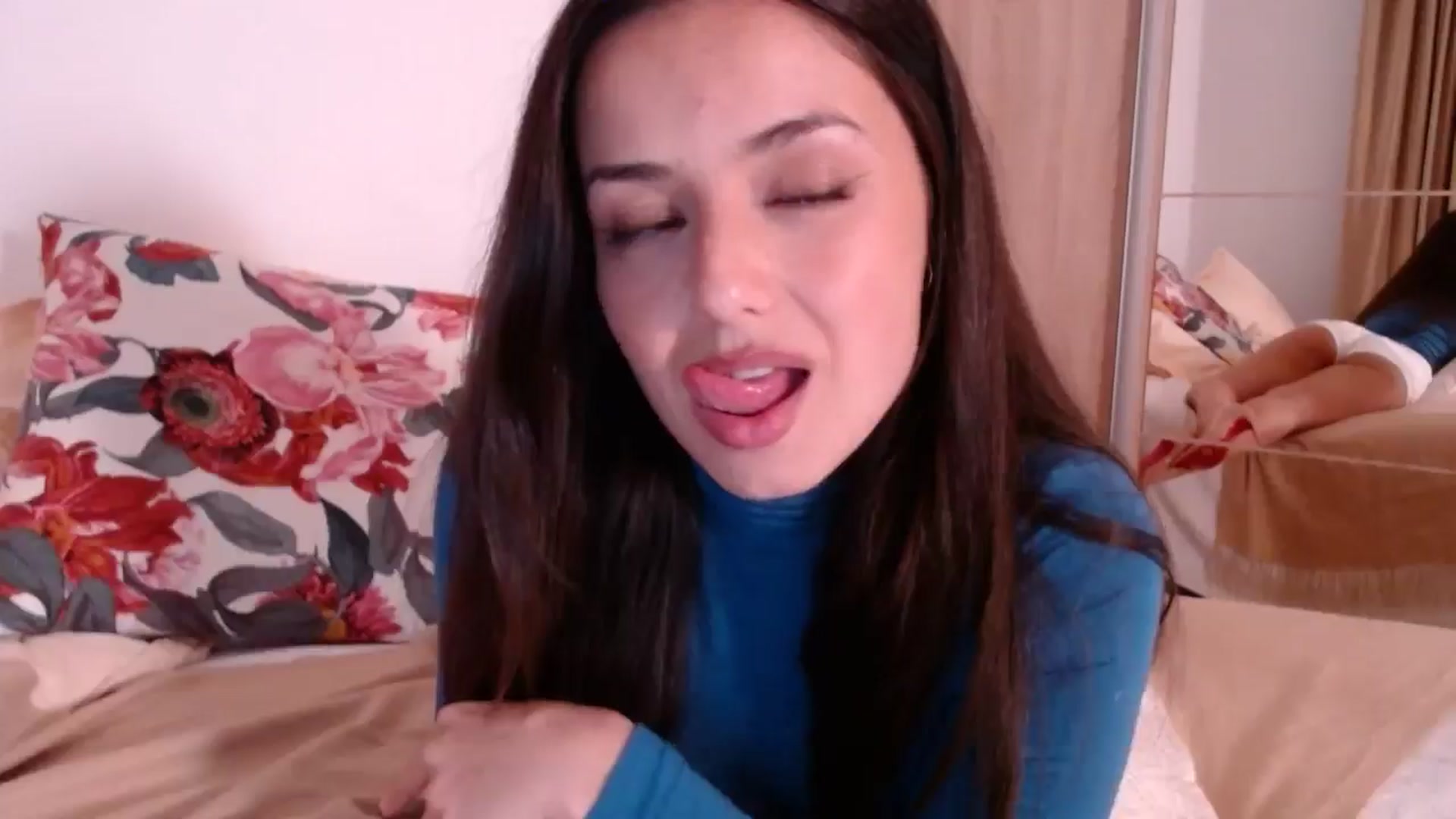 Gallery image thumbnail from cheetah_'s myfreecams stream on, 10/22/2024, 19:03 image 16 of 20