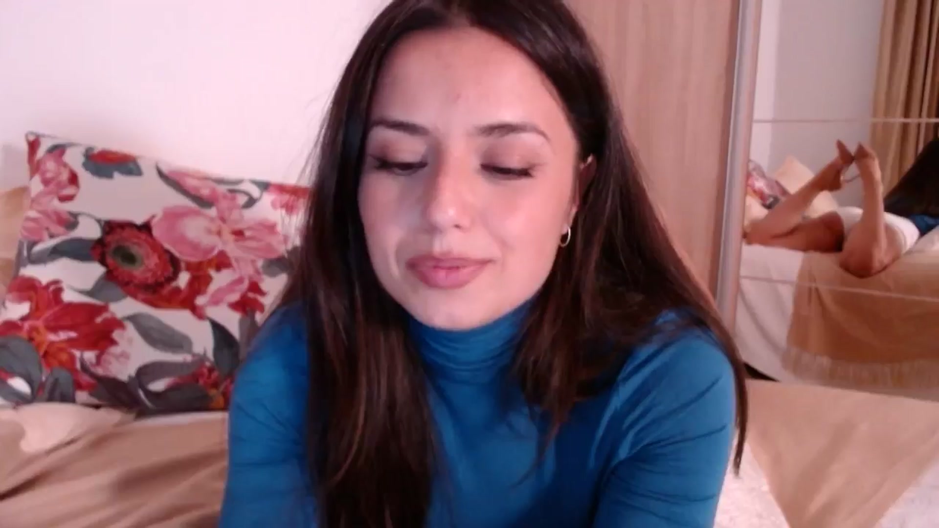 Gallery image thumbnail from cheetah_'s myfreecams stream on, 10/22/2024, 19:03 image 11 of 20