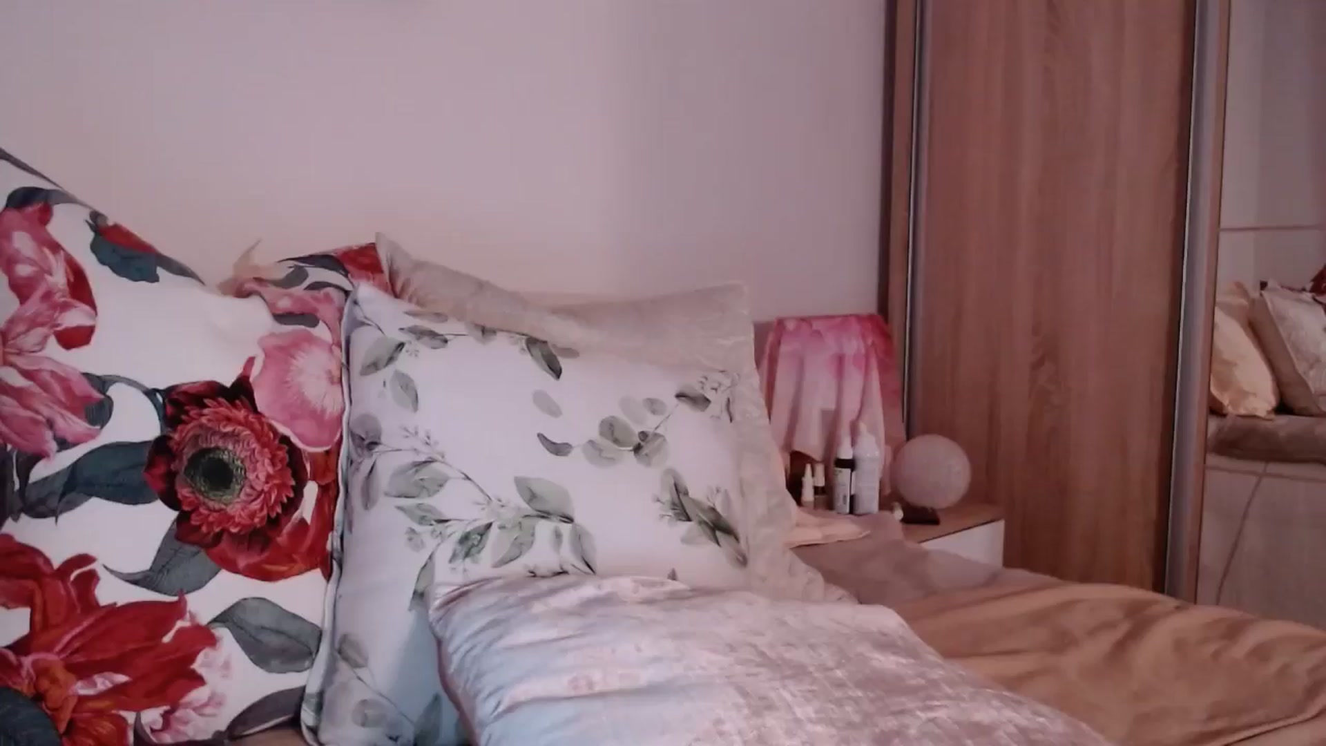 Gallery image thumbnail from cheetah_'s myfreecams stream on, 10/23/2024, 16:56 image 1 of 20