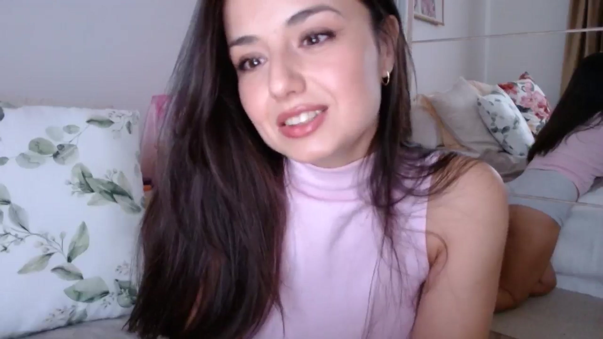 Gallery image thumbnail from cheetah_'s myfreecams stream on, 01/02/2025, 13:54 image 19 of 20