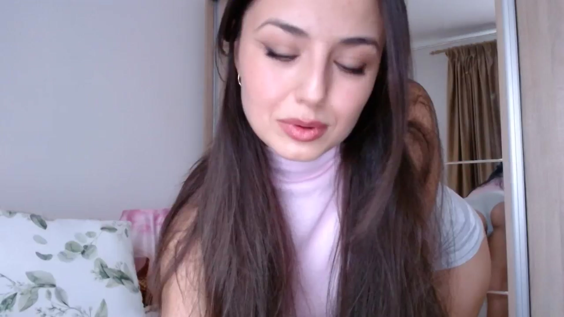 Gallery image thumbnail from cheetah_'s myfreecams stream on, 01/02/2025, 13:54 image 10 of 20