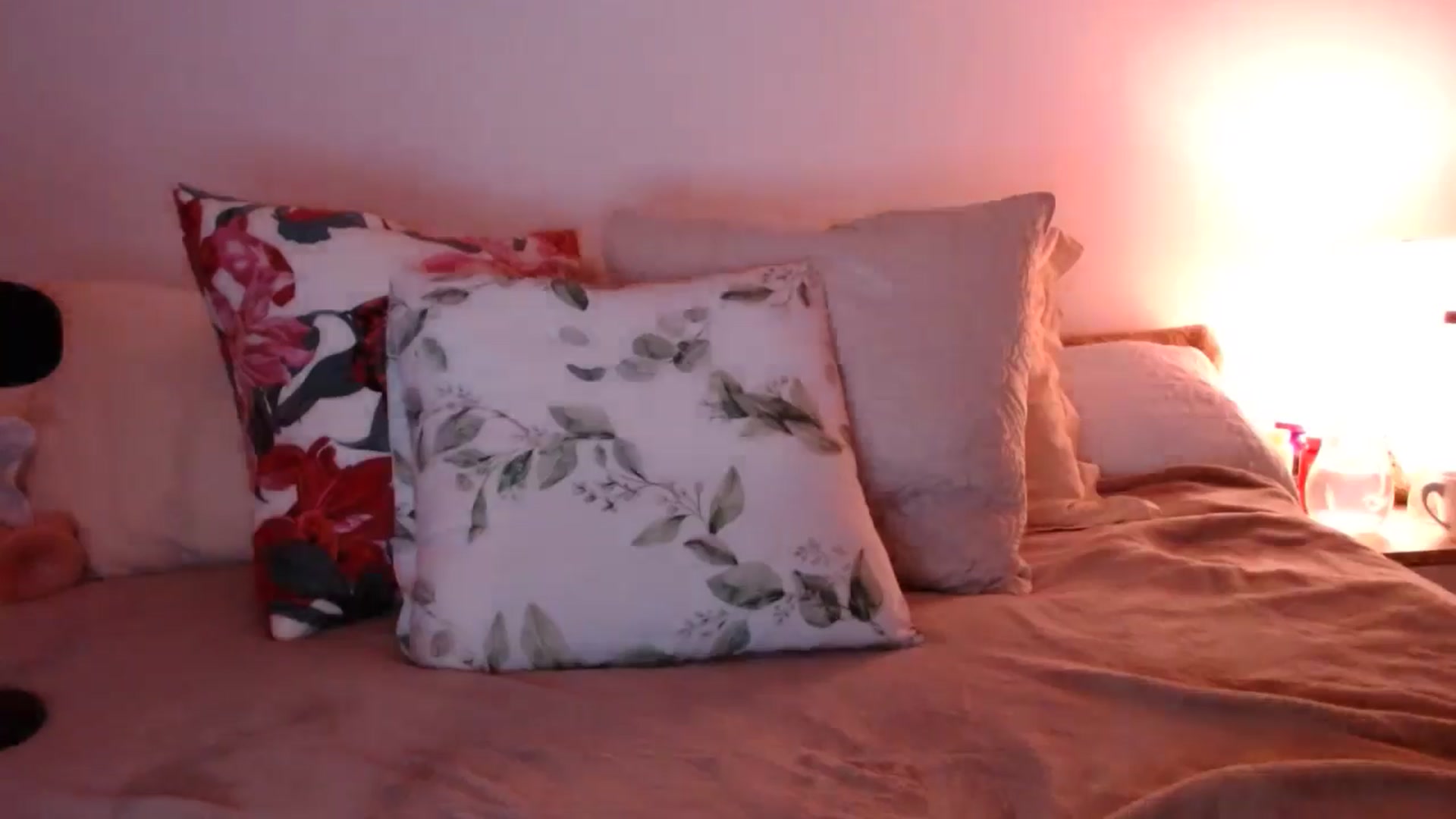 Gallery image thumbnail from cheetah_'s myfreecams stream on, 01/03/2025, 16:28 image 3 of 20