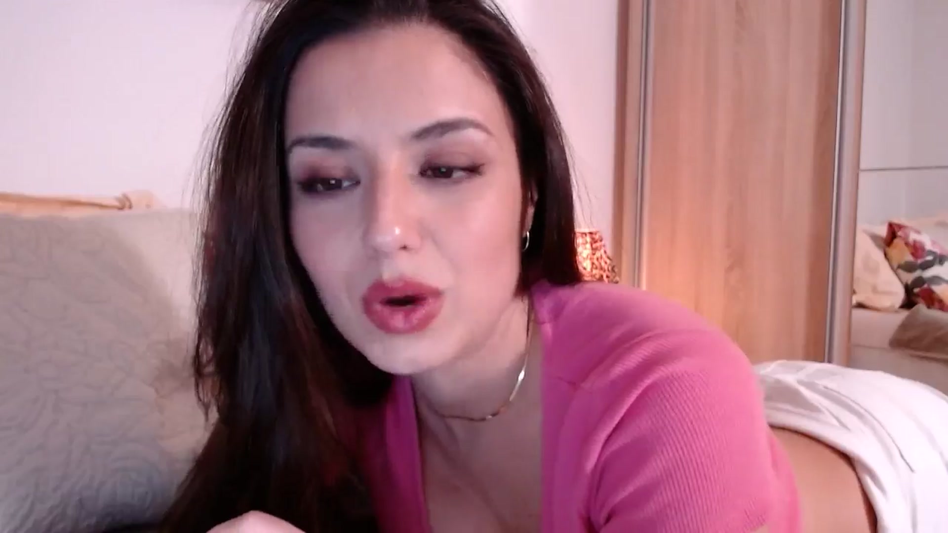 Gallery image thumbnail from cheetah_'s myfreecams stream on, 01/18/2025, 16:04 image 5 of 20