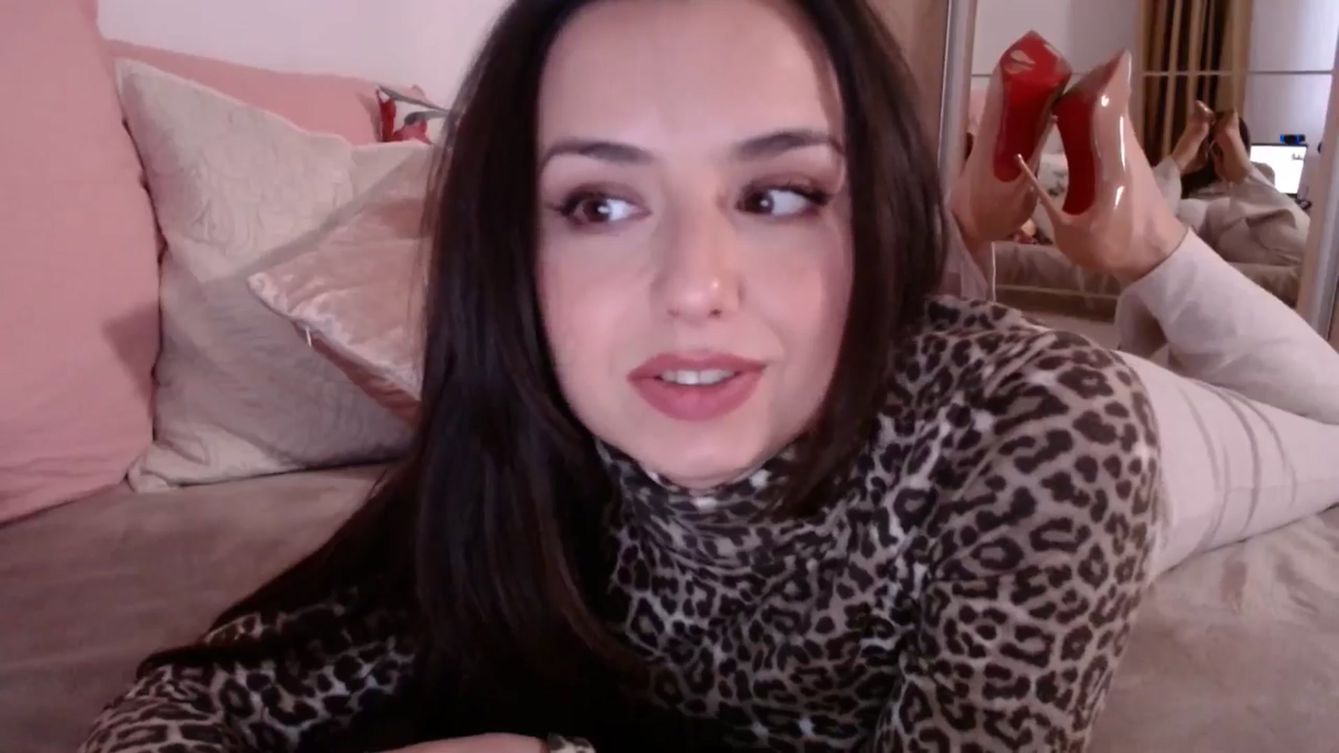 Gallery image thumbnail from cheetah_'s myfreecams stream on, 02/28/2025, 15:36 image 15 of 20
