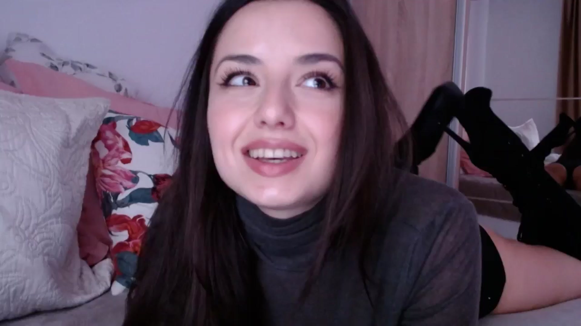 Gallery image thumbnail from cheetah_'s myfreecams stream on, 03/01/2025, 14:28 image 20 of 20