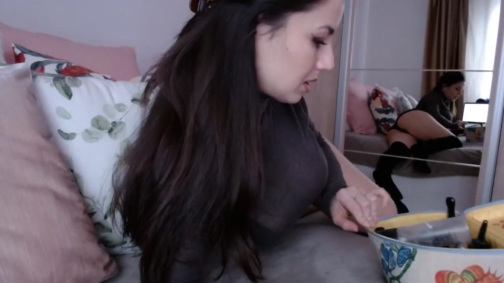 Gallery image thumbnail from cheetah_'s myfreecams stream on, 03/01/2025, 14:28 image 1 of 20