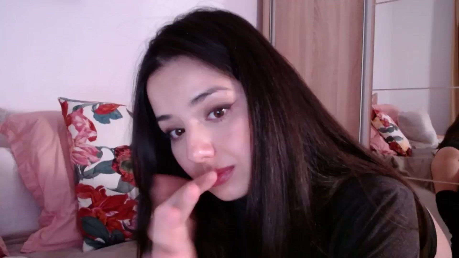 Gallery image thumbnail from cheetah_'s myfreecams stream on, 03/01/2025, 16:10 image 14 of 20