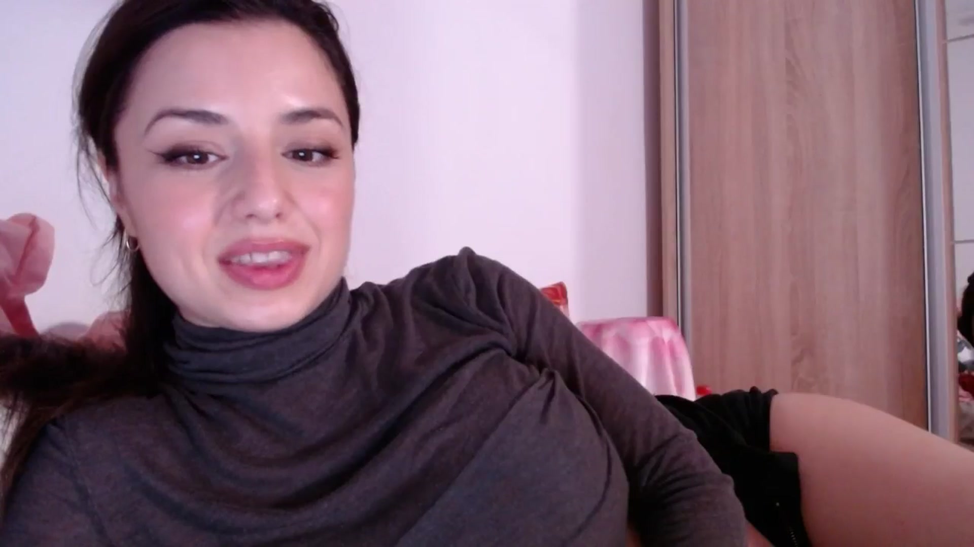 Gallery image thumbnail from cheetah_'s myfreecams stream on, 03/01/2025, 16:47 image 18 of 20