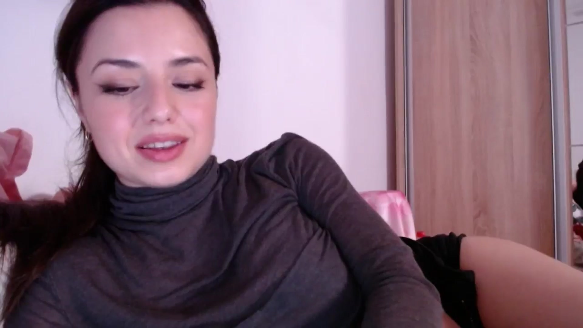 Gallery image thumbnail from cheetah_'s myfreecams stream on, 03/01/2025, 16:47 image 17 of 20