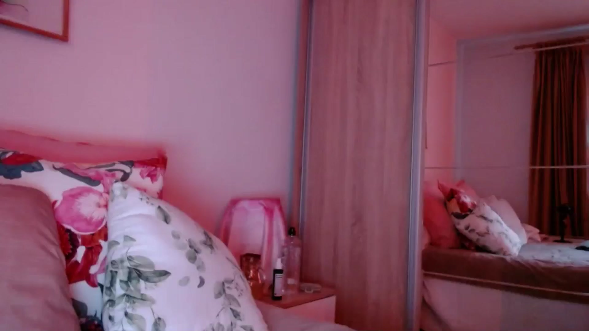Gallery image thumbnail from cheetah_'s myfreecams stream on, 03/18/2025, 15:08 image 1 of 20