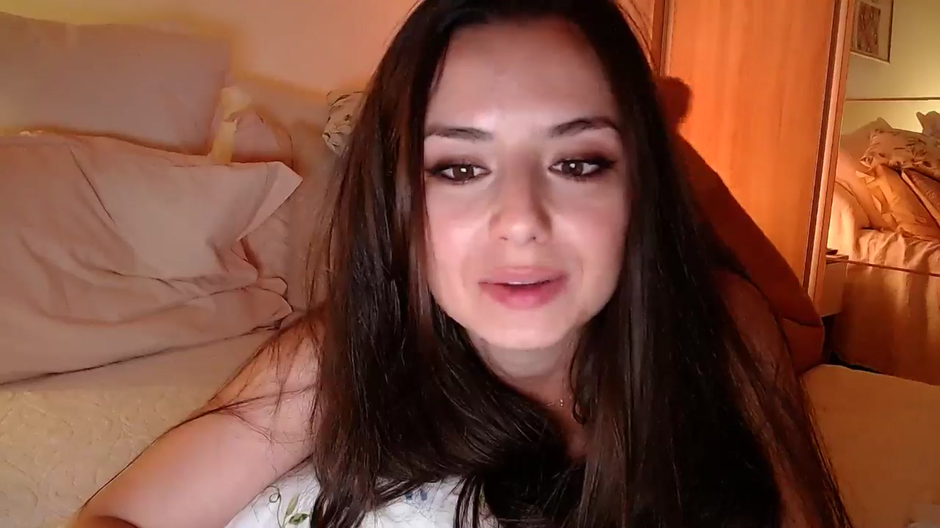 Gallery image thumbnail from cheetah_'s myfreecams stream on, 07/19/2025, 18:46 image 19 of 20