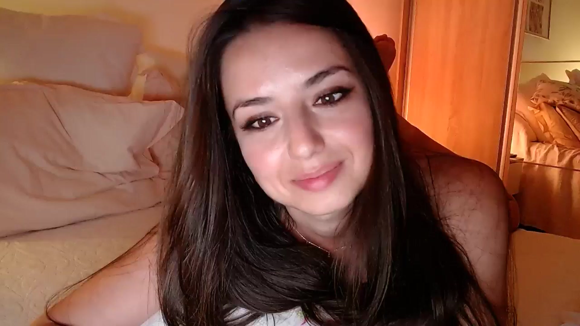 Gallery image thumbnail from cheetah_'s myfreecams stream on, 07/19/2025, 18:46 image 7 of 20