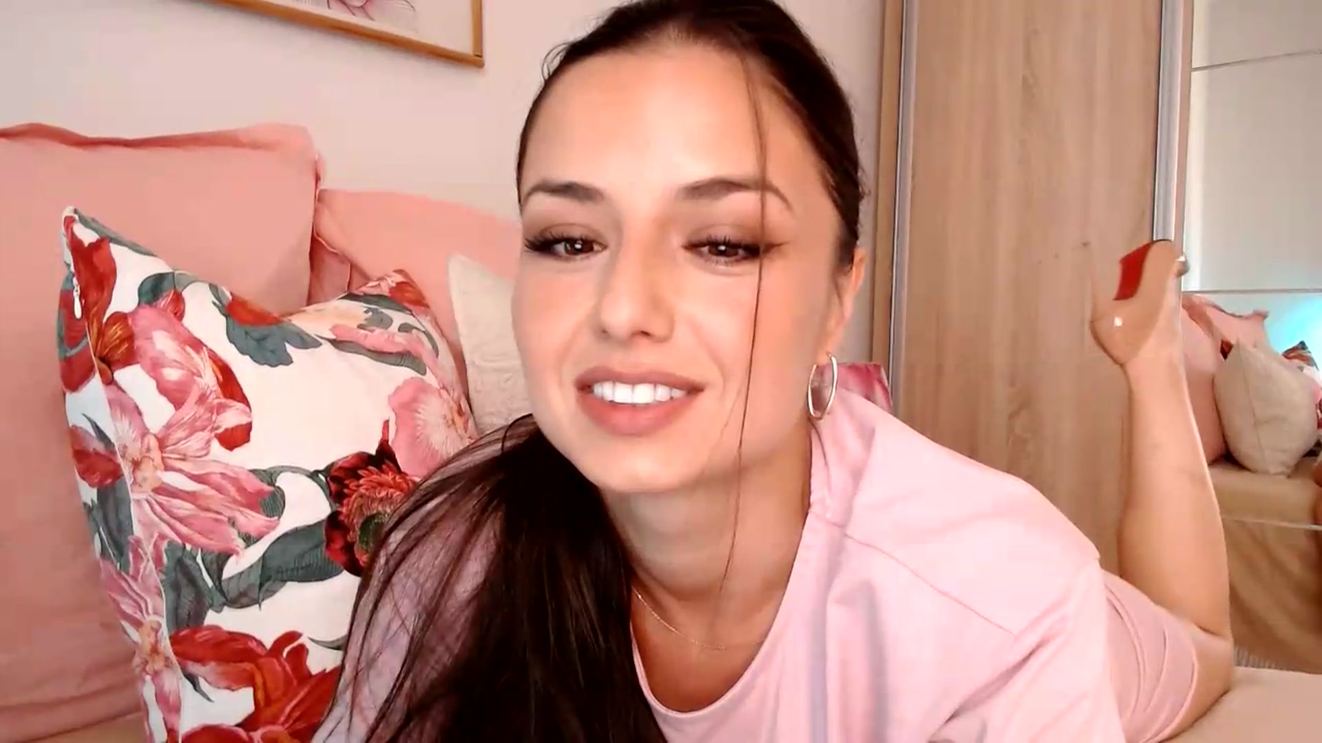 Gallery image thumbnail from cheetah_'s myfreecams stream on, 07/27/2026, 14:44 image 4 of 20