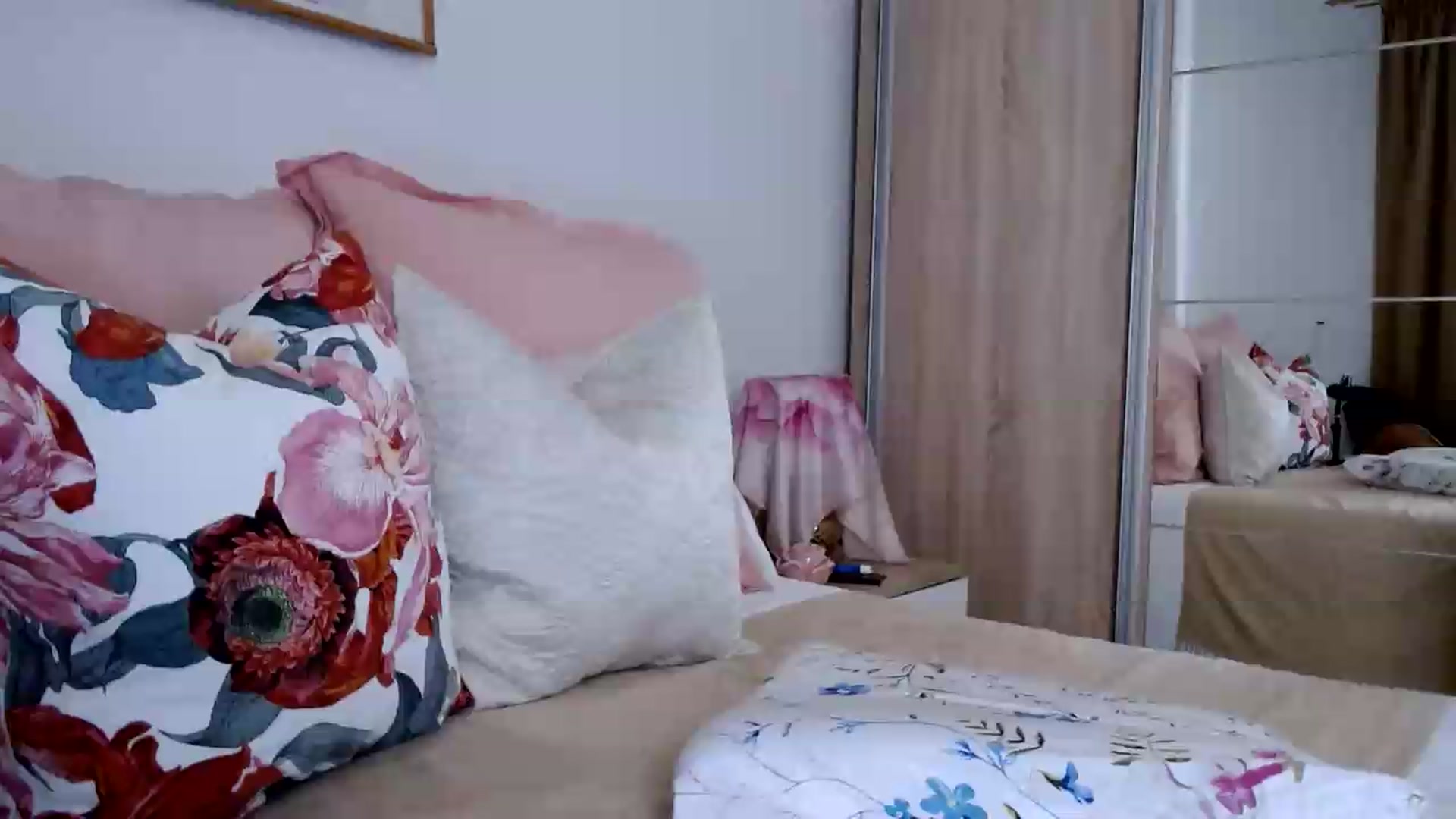 Gallery image thumbnail from cheetah_'s myfreecams stream on, 08/10/2026, 15:36 image 9 of 20