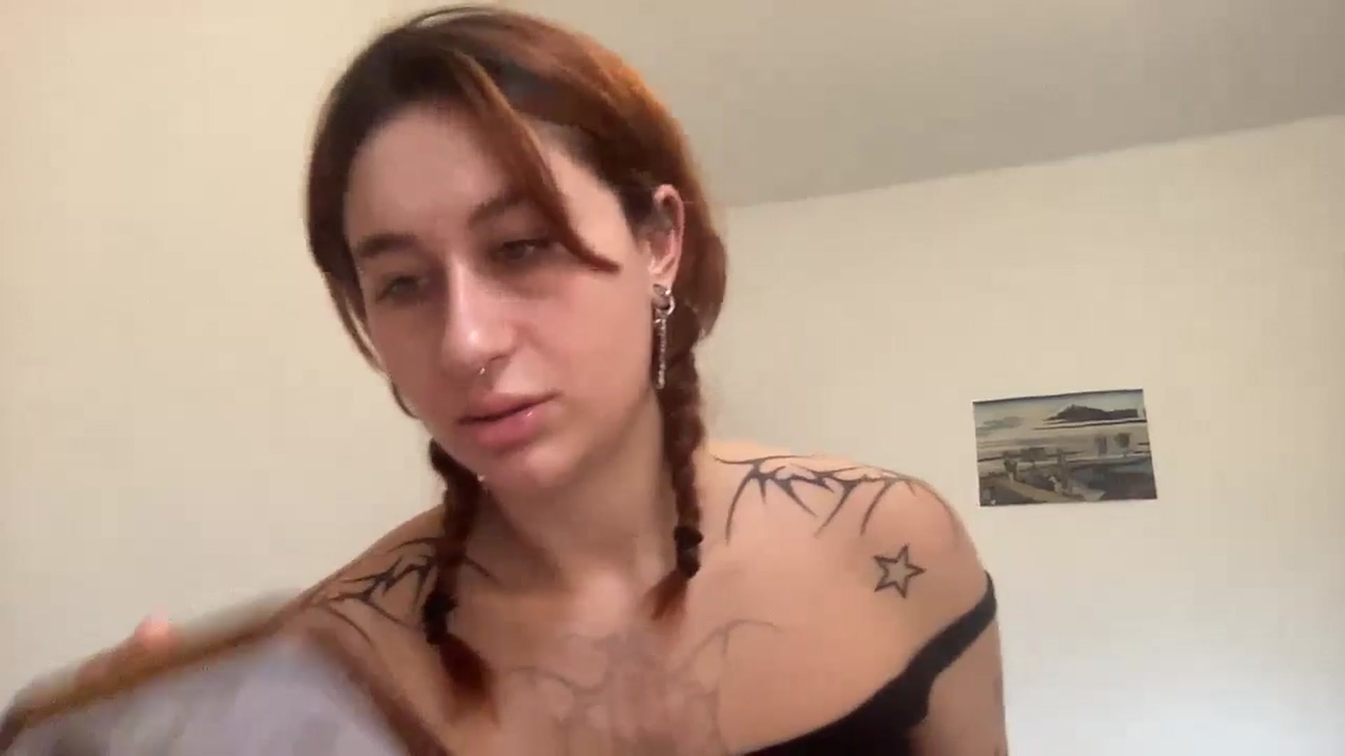 Gallery image thumbnail from cherrybabbbby's myfreecams stream on, 11/07/2024, 11:56 image 10 of 20