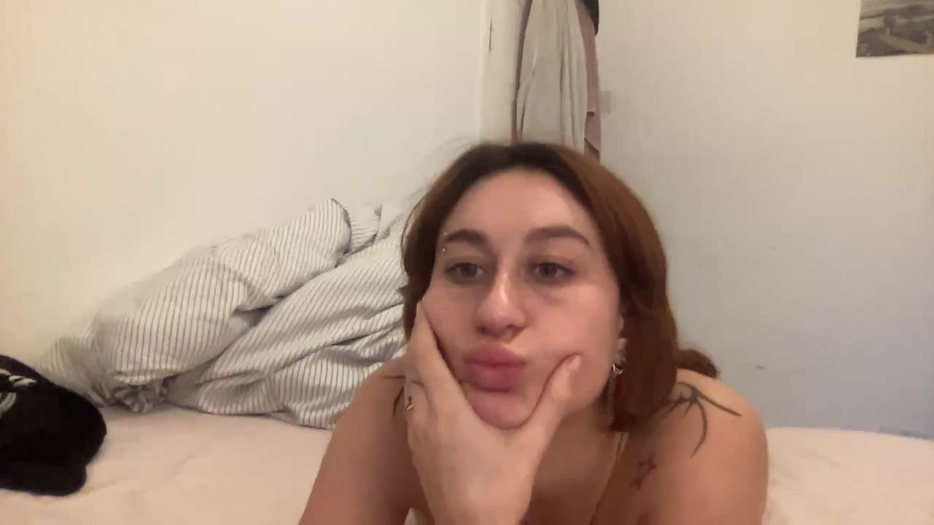Gallery image thumbnail from cherrybabbbby's myfreecams stream on, 11/07/2024, 15:51 image 8 of 20