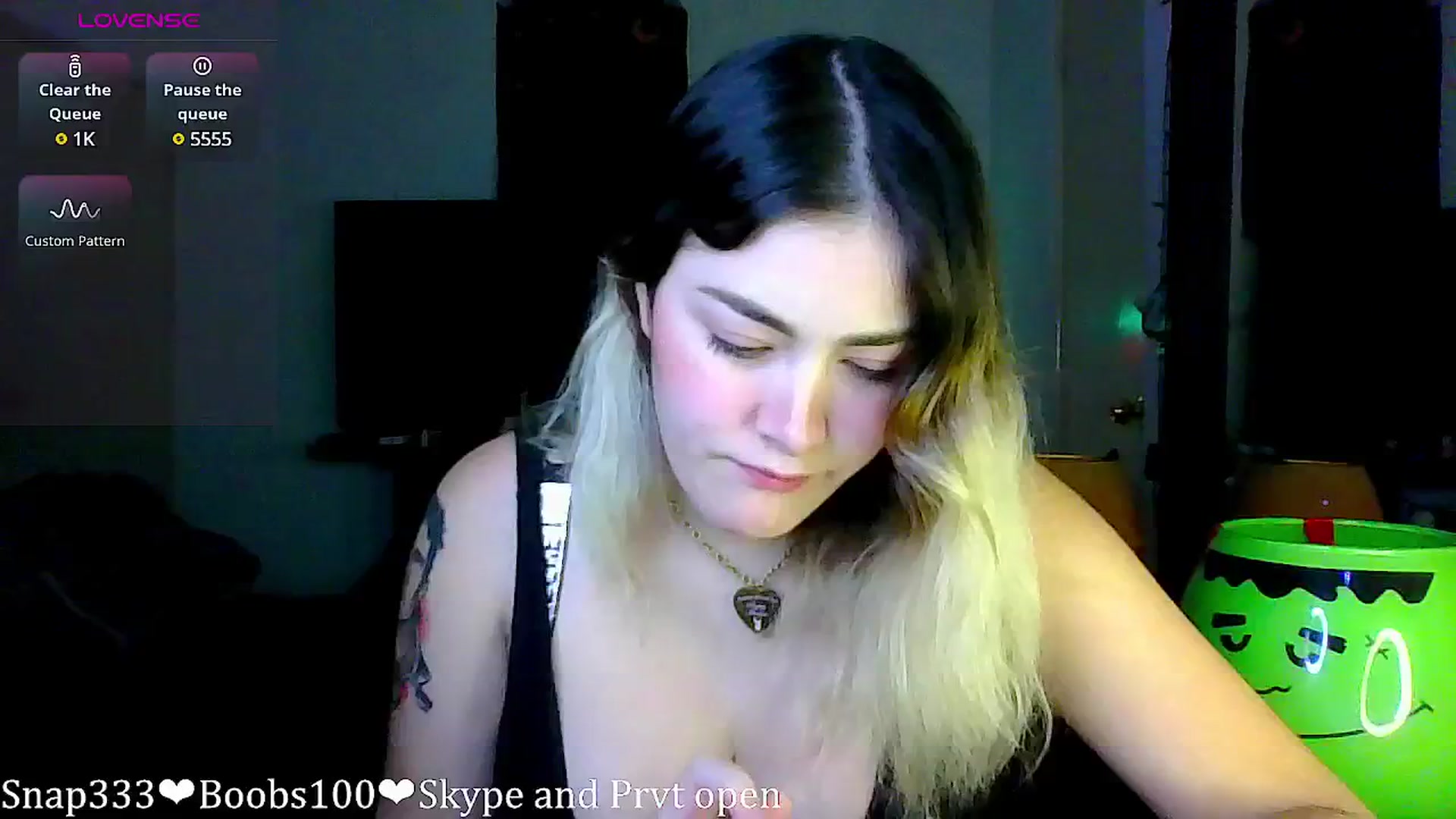 Gallery image thumbnail from cherrybaby's myfreecams stream on, 09/30/2024, 05:08 image 5 of 20