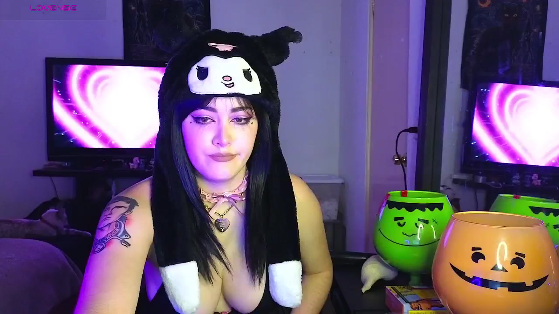 Gallery image thumbnail from cherrybaby's myfreecams stream on, 10/20/2024, 24:30 image 2 of 20